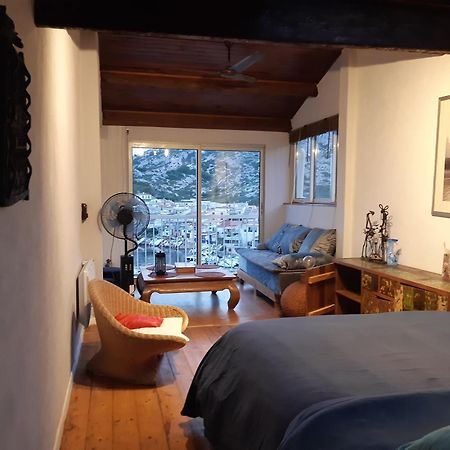 Cabanon Vue Mer Et Calanques Les Goudes 马赛 外观 照片